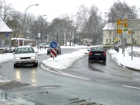 Altes Dorf und Kreisverkehr